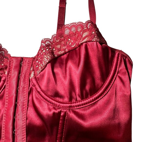 Deep Red Maroon Bustier Underwire (TAG READS SMALL) - Picture 4 of 6